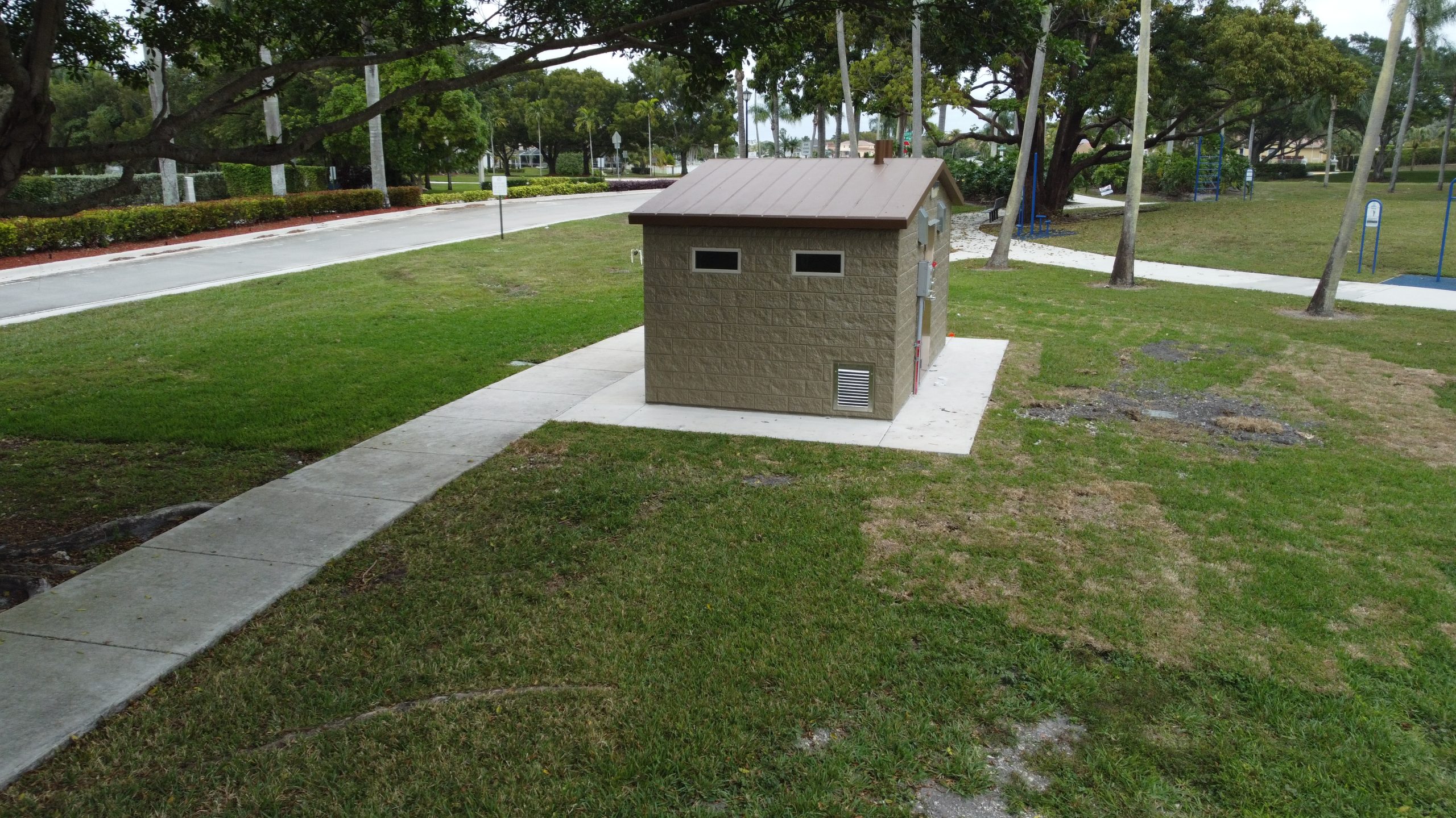 Huntington Park South – Restroom Facility - Image 4